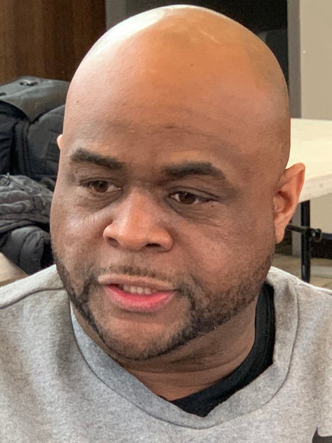 聚光灯下 聚光灯下