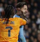 他们抓住机 他们抓住机